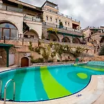 Cappadocia Cave & Hotel