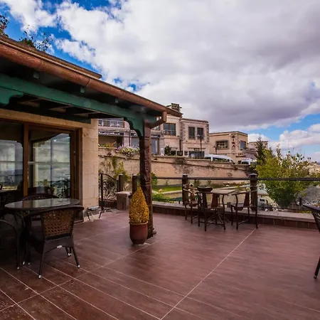 Cappadocia Cave & מלון אוצ'יסר