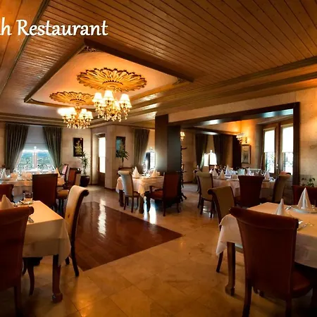 Cappadocia Cave & Hotell 3*