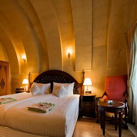 Cappadocia Cave & מלון אוצ'יסר