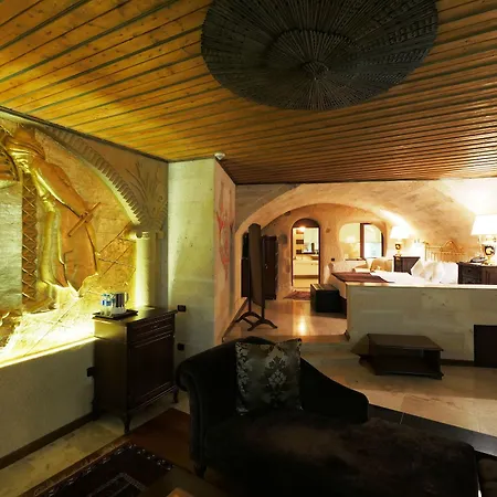 Cappadocia Cave & Hotell Üçhisar