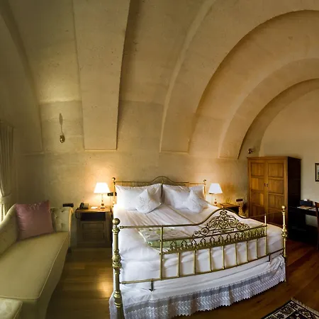 Cappadocia Cave & Uçhisar