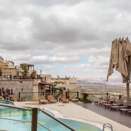 Cappadocia Cave & 3* אוצ'יסר