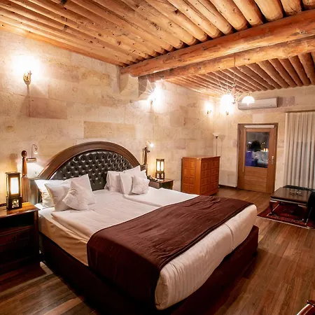 Cappadocia Cave & Учисар