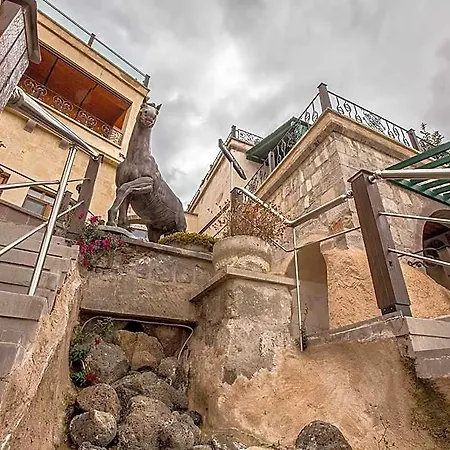 Cappadocia Cave & Hotel Uchisar