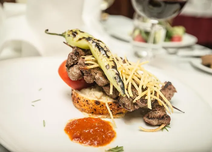 Отель Cappadocia Cave & Учисар