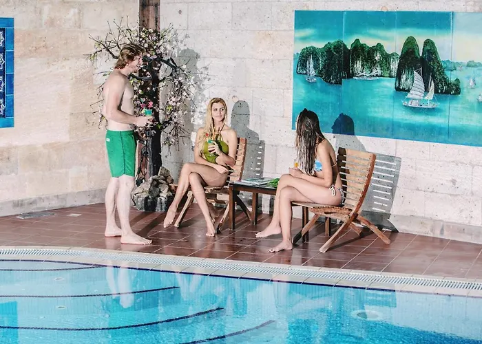 Cappadocia Cave & Учисар