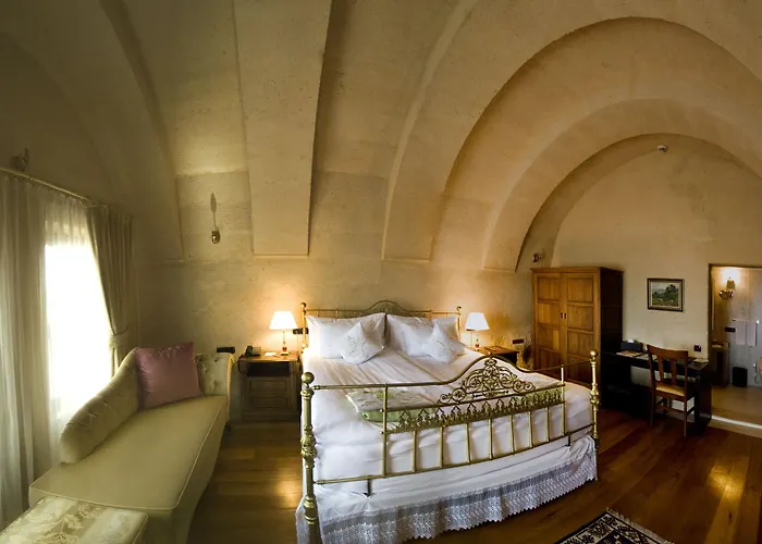 Cappadocia Cave & 우치사르