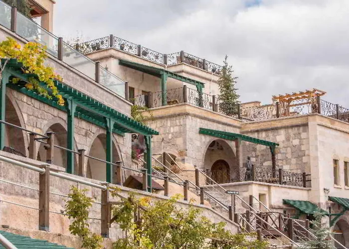 Cappadocia Cave & 3* Учисар