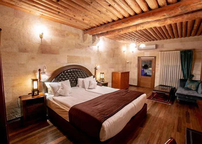 Cappadocia Cave & Учисар