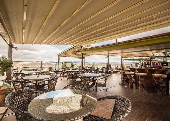 호텔 Cappadocia Cave & 우치사르